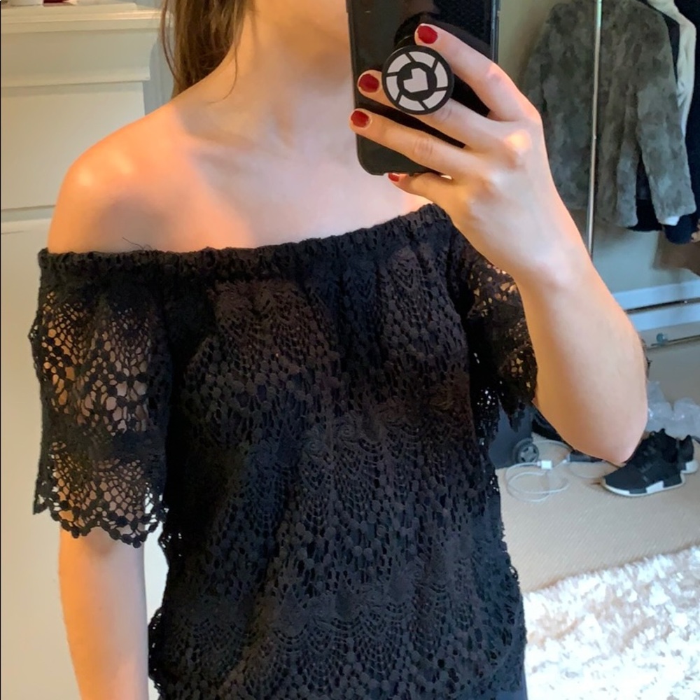 velvet by graham & spencer lace top